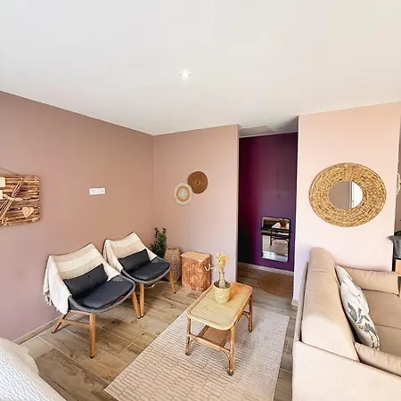 Le Souffle Floral - Themed House *